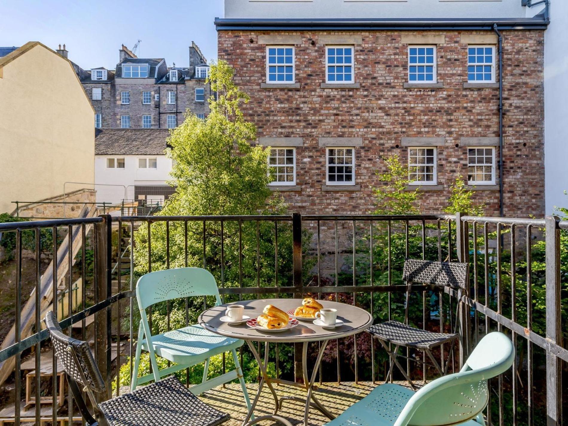3 Bed In 79008 Édimbourg